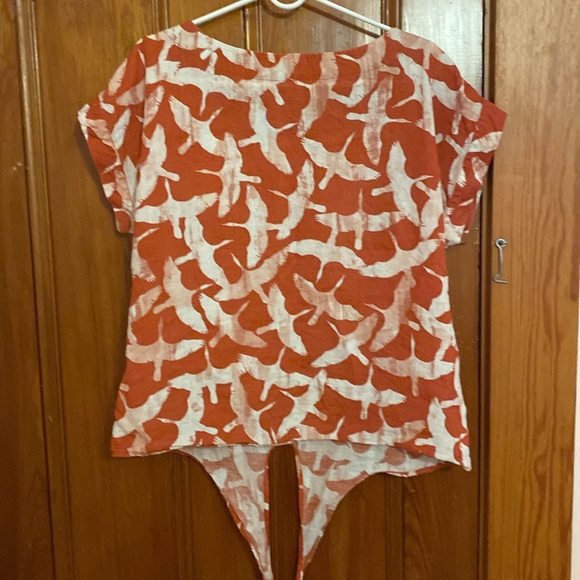 Bird print linen top - Picture 3 of 4